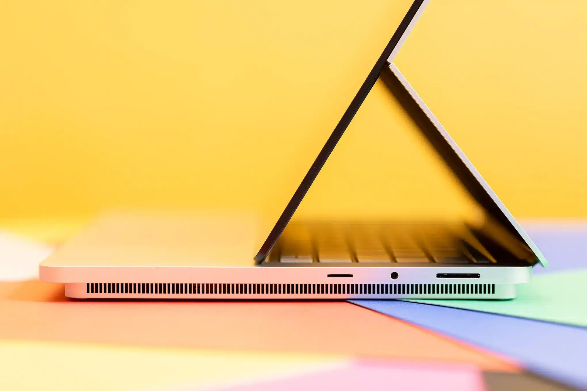 rtx_Surface_Laptop_Studio_2 i7 32gb ram rtx 4050 _Surface_Laptop_Studio 1_2 i7 32gb ram rtx 4050