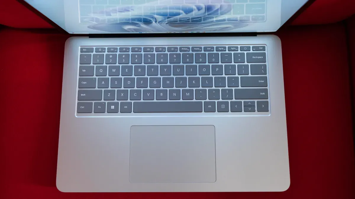 microsoft-surface-laptop-studio-2-5087 microsoft-surface-laptop-studio-2-5087