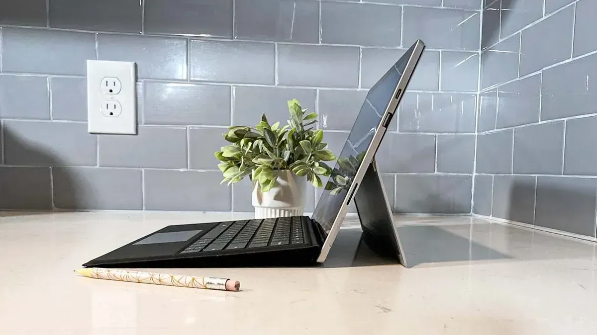 تبلت سرفیس پرو 7 پلاس وای فای